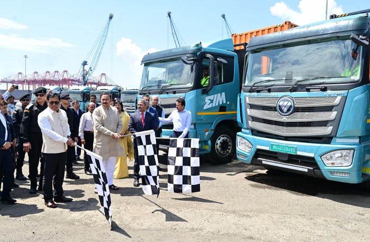 jnpa launches heavy ev trucks
