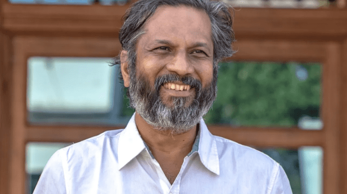zoho founder sridhar vembu