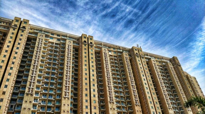 india real estate crisis - explained by industry expert