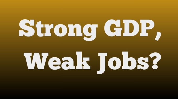 Indian workforce and urban professionals reflecting concern over weak job creation despite strong economic growth